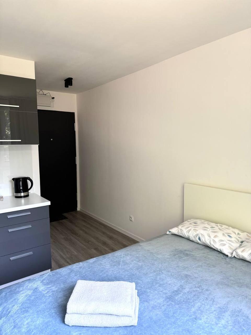 Quiet Apartment Near The Park, Metro, Centre, Wi-Fi - By Hik Apartments Warschau Exterior foto