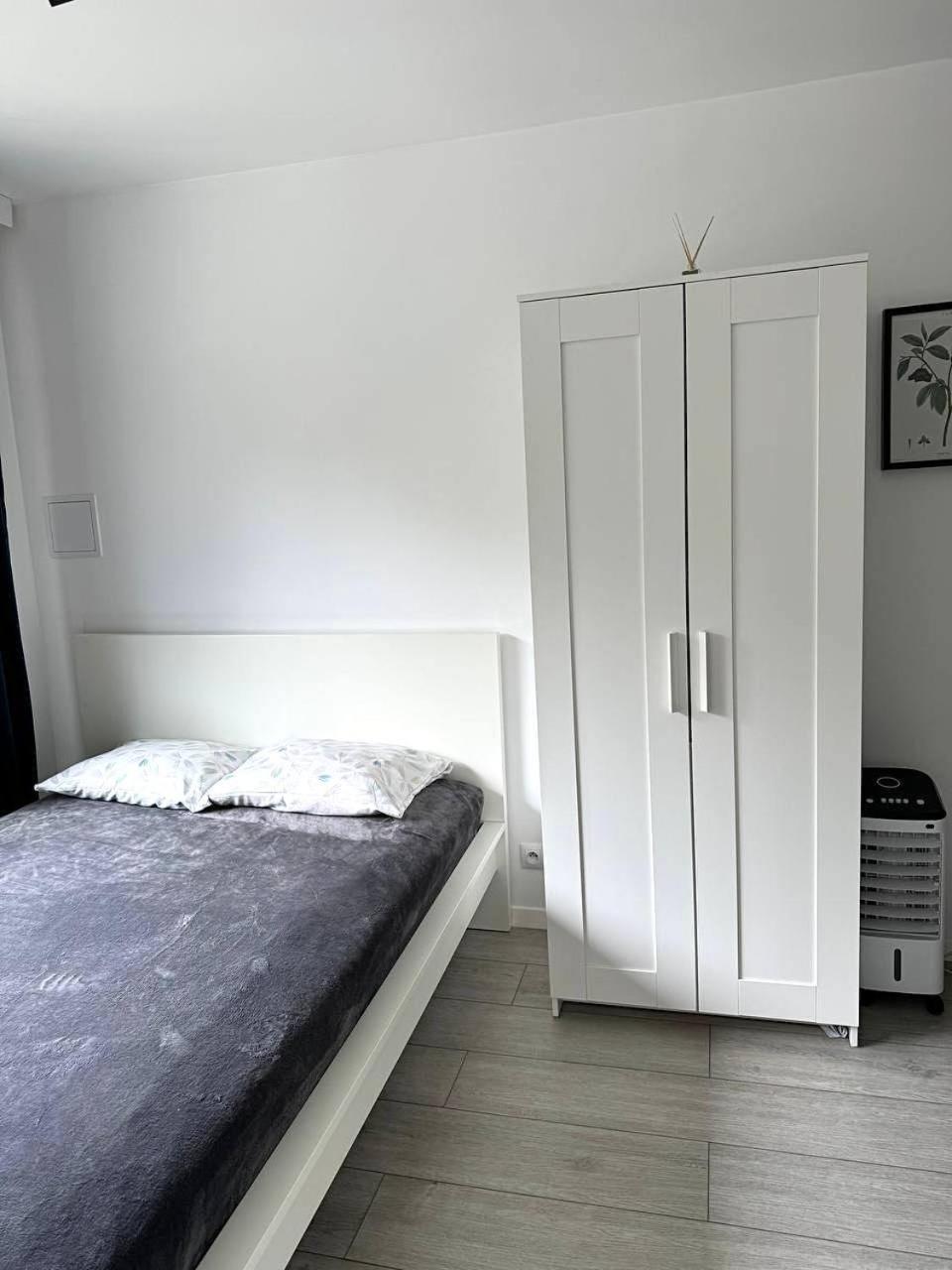 Quiet Apartment Near The Park, Metro, Centre, Wi-Fi - By Hik Apartments Warschau Exterior foto